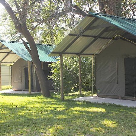 Caprivi Mutoya Lodge And Campsite Катіма-Муліло Екстер'єр фото
