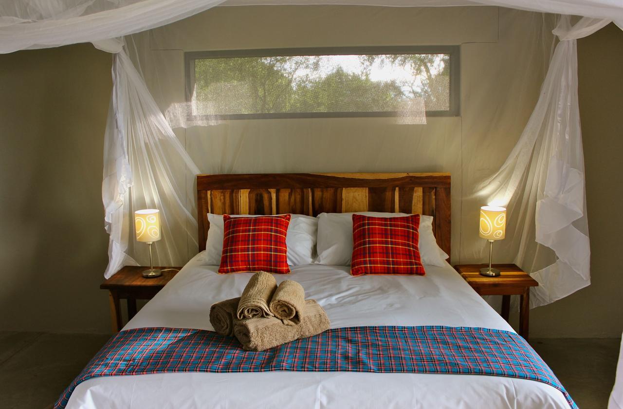 Caprivi Mutoya Lodge And Campsite Катіма-Муліло Екстер'єр фото