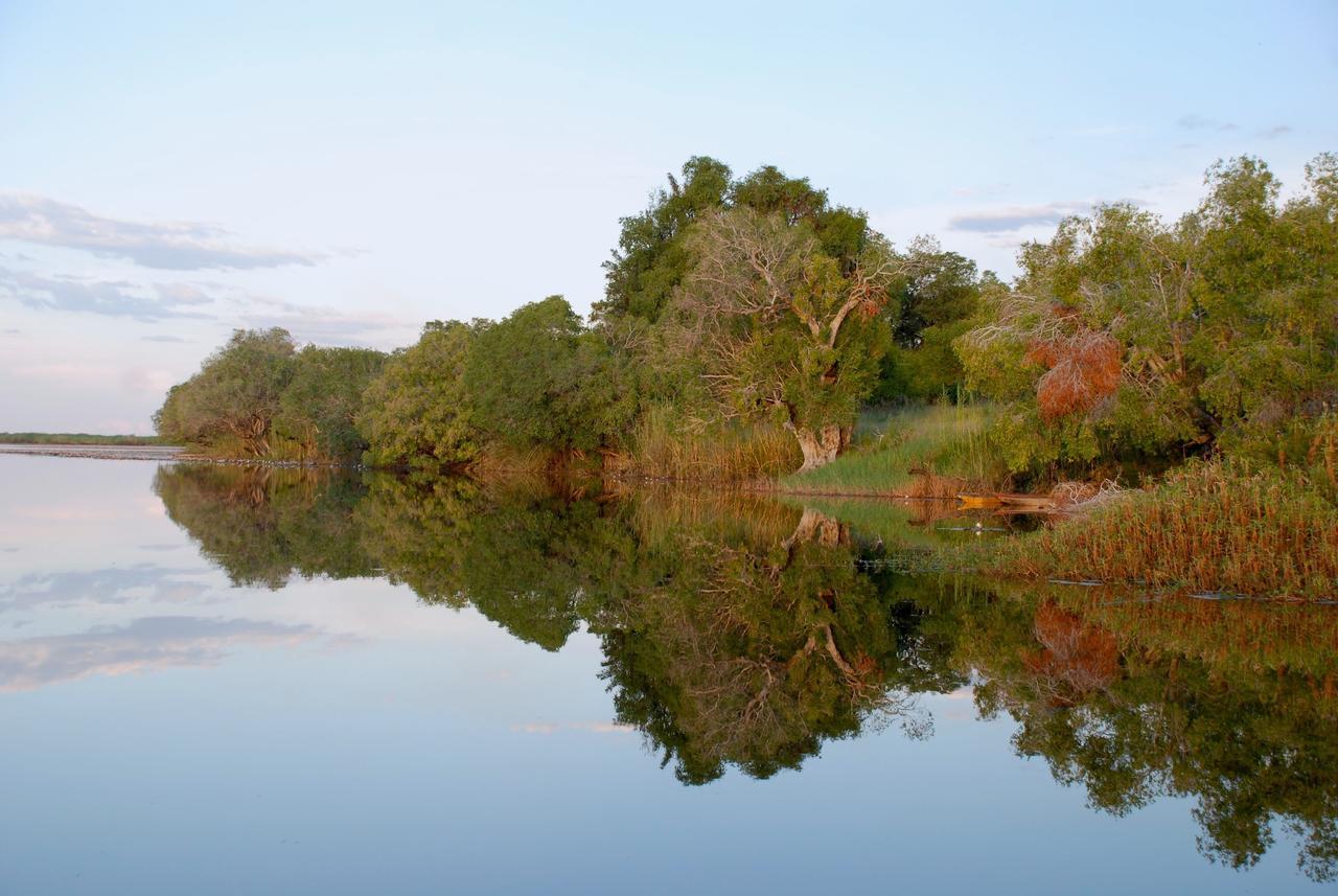 Caprivi Mutoya Lodge And Campsite Катіма-Муліло Екстер'єр фото
