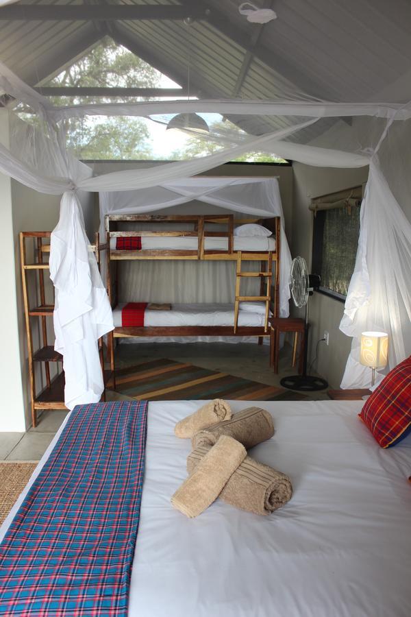 Caprivi Mutoya Lodge And Campsite Катіма-Муліло Екстер'єр фото