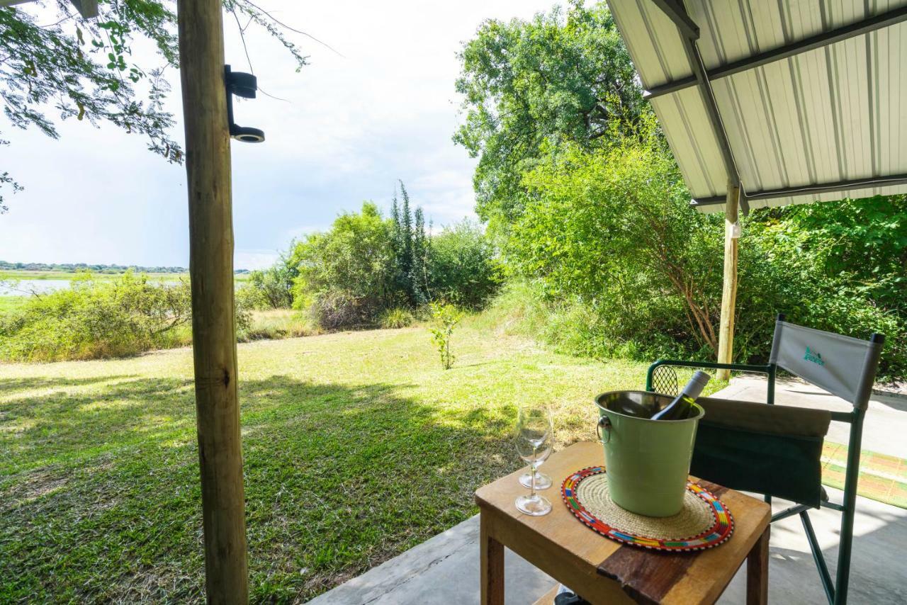 Caprivi Mutoya Lodge And Campsite Катіма-Муліло Екстер'єр фото