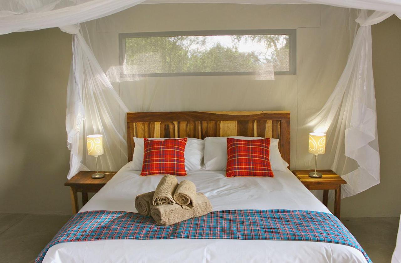 Caprivi Mutoya Lodge And Campsite Катіма-Муліло Екстер'єр фото